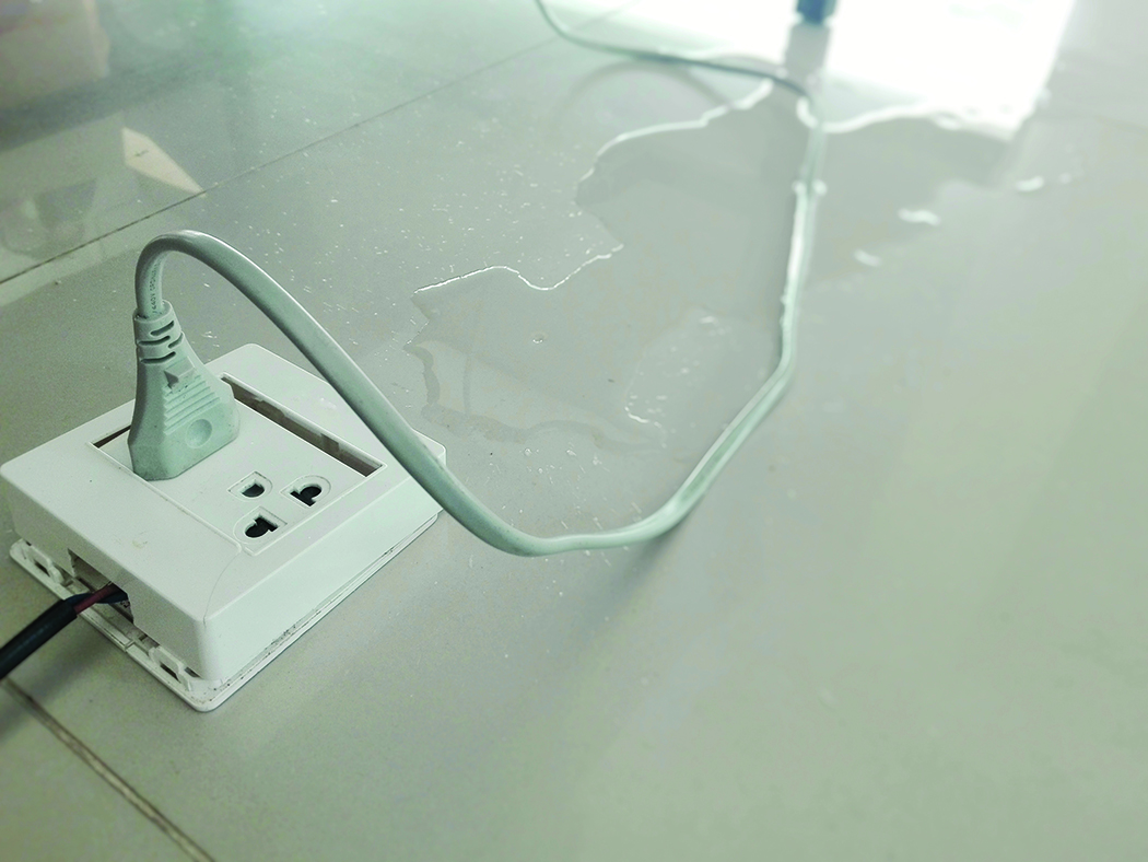 Water, water everywhere— but not near electricity Diverse Power